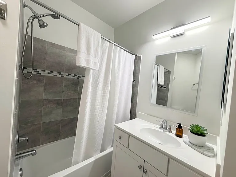 3835 Doc Berlin Dr #42 — Photo 8