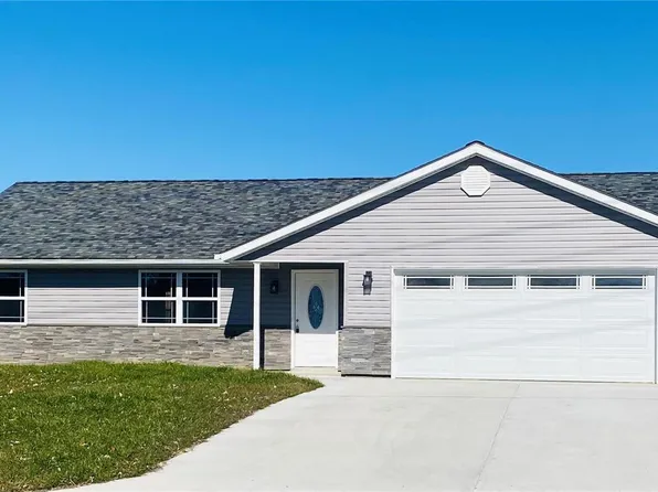 4384 Stardust Dr, Hannibal, MO 63401
