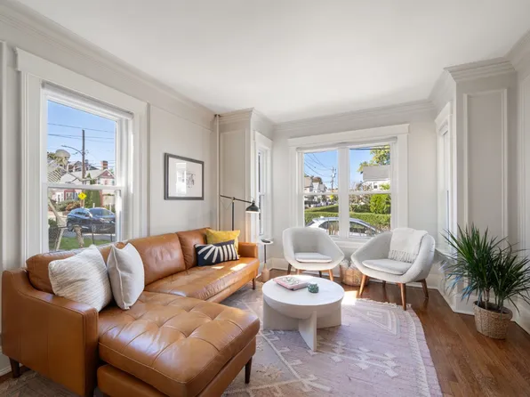 44 Chickatawbut St #2, Dorchester, MA 02122