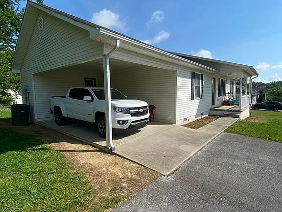 2nd image of 152 Bayberry Dr
