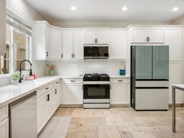 436 Via De La Paz, Palm Desert, CA 92211