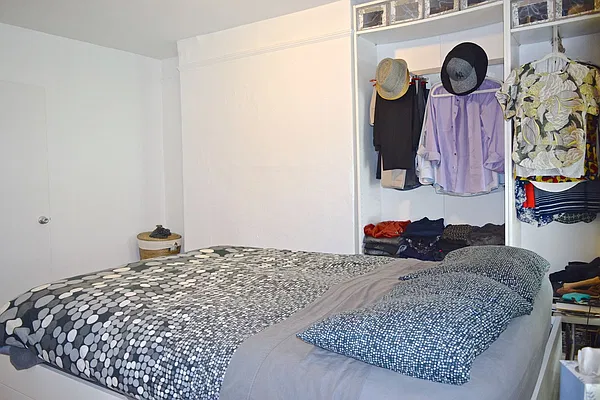 Rented by Compass | media 19