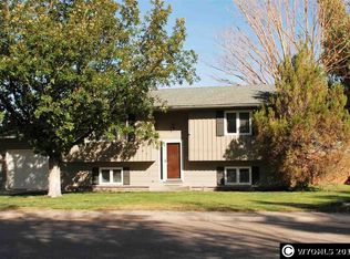 1801 Yellowstone Ave, Worland, WY 82401