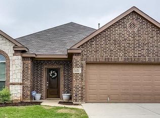 1121 Hidden Lake Dr, Burleson, TX 76028