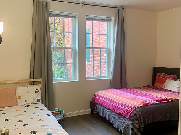 1st bedroom