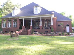 511 Chuck Wagon Dr, Brandon, MS 39042