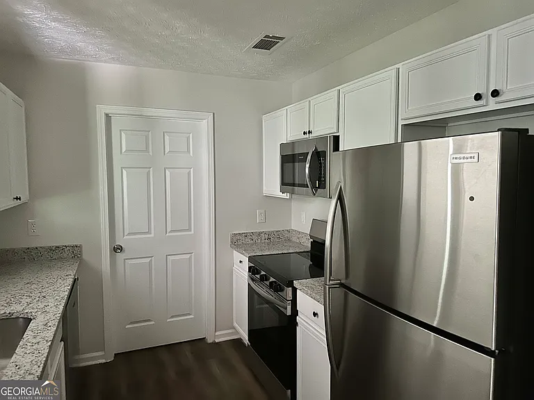 116 Carroll Creek Ln #1 — Photo 3