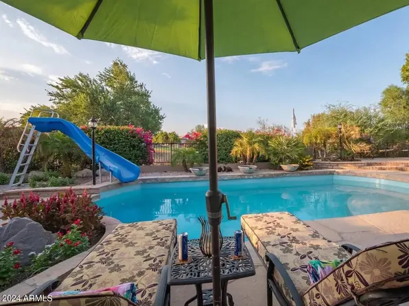 6252 E SADDLEBACK Street, Mesa, AZ 85215