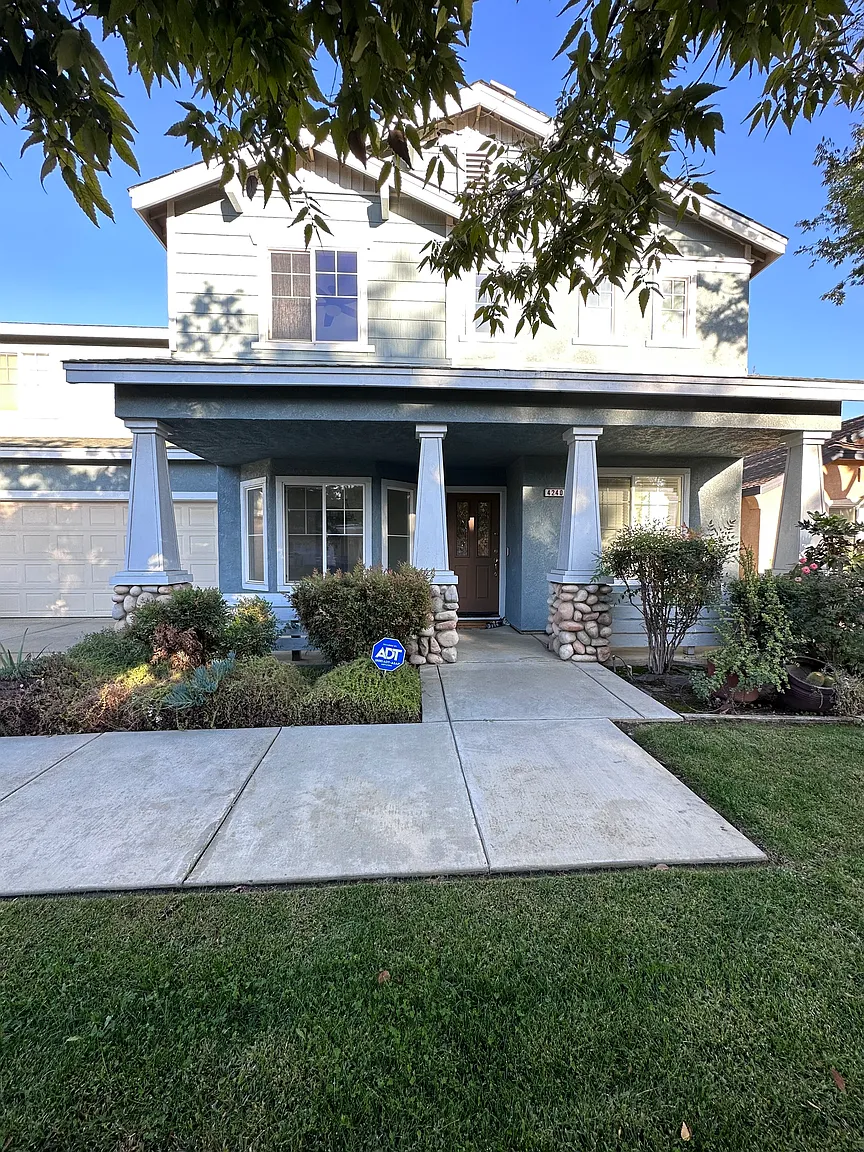 4240 Jasmine Ct photo 1