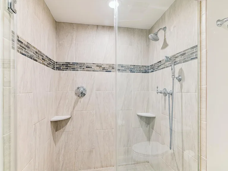 578 Foxpaw Trl — Photo 23