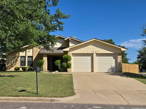 7000 Santa Rita Ct, Fort Worth, TX 76133