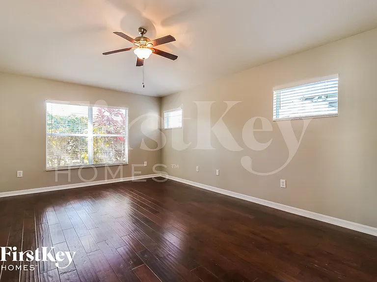 6201 Gannetdale Dr — Photo 8
