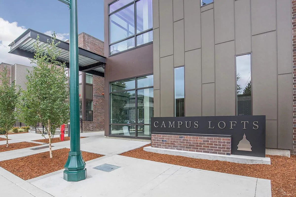 Campus Lofts — Photo 1