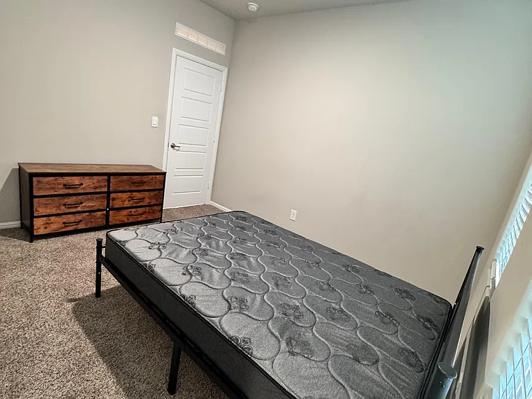 6302 Oracle Dr — Photo 21