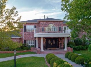 553 Canyon Springs Dr, El Paso, TX 79912