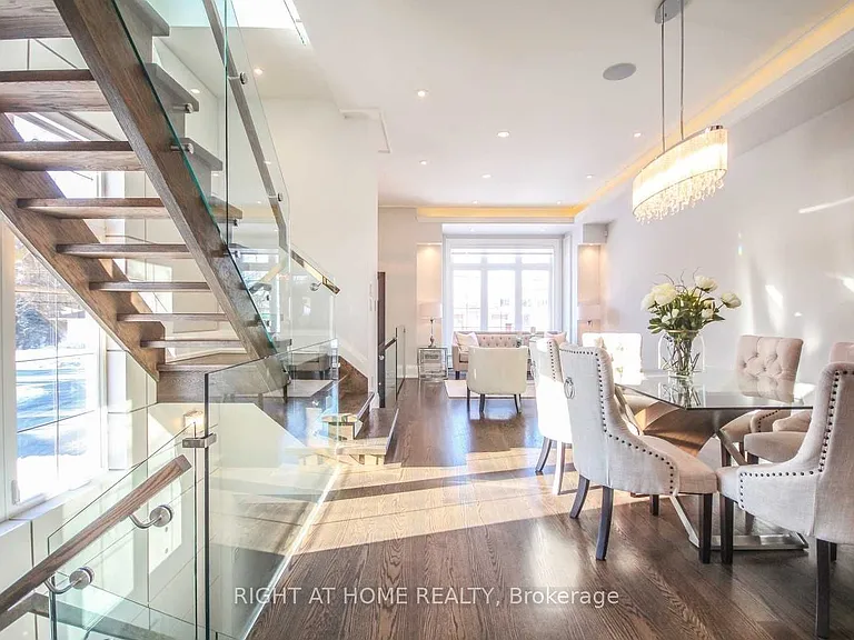 289 Connaught Ave — Photo 4