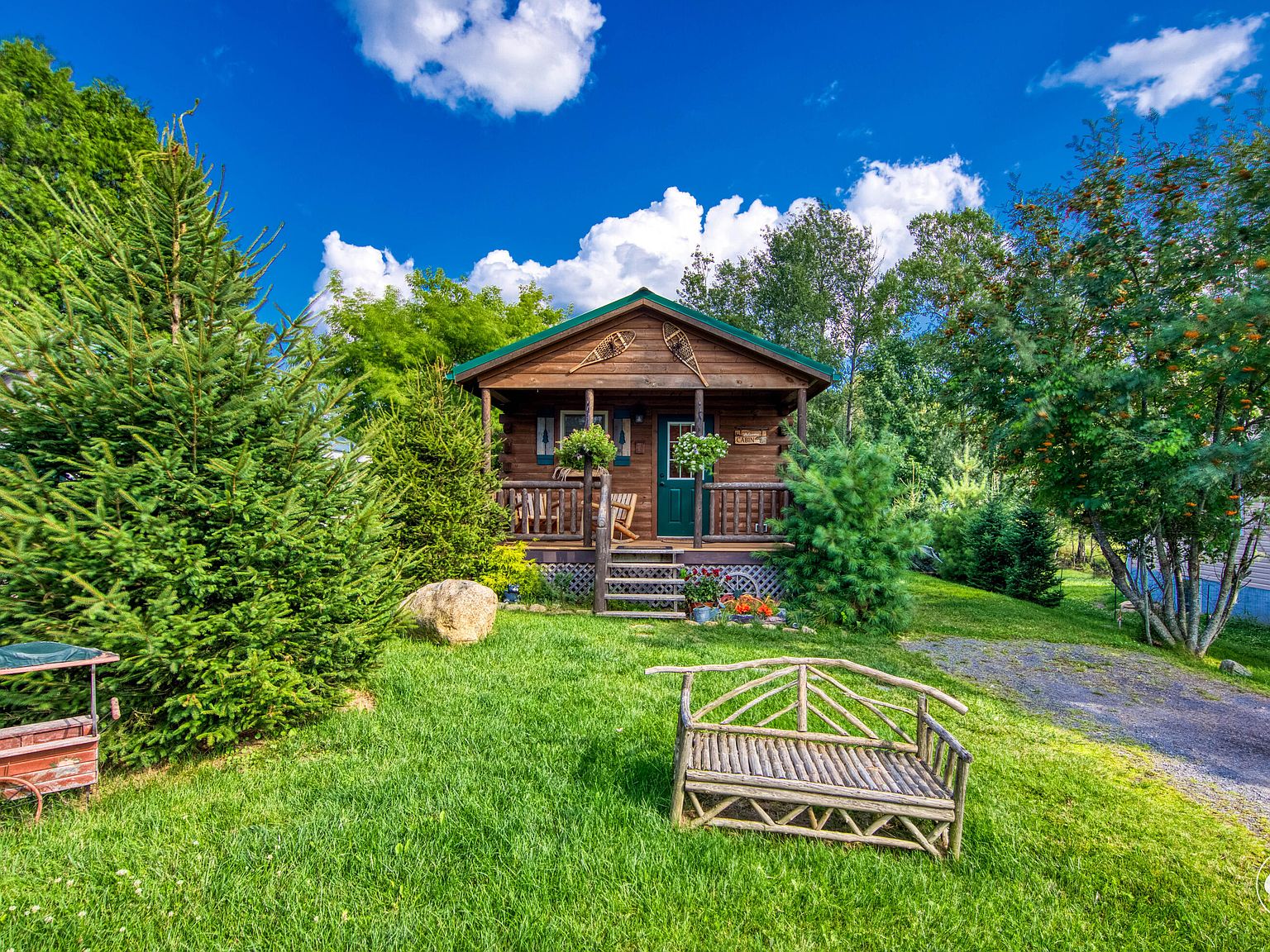 15 Duprey St, Saranac Lake, NY 12983 | Zillow