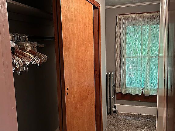 Walk in closet