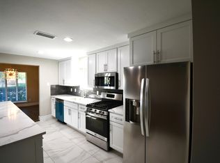 2705 Twin Post Ct, Irving, TX 75062