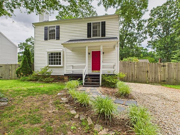 2nd image of 1917 Millsap Ln