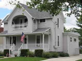 826 W 4th St, Appleton, WI 54914