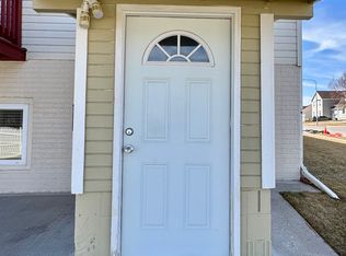 2301 Quartz Dr, Papillion, NE 68046