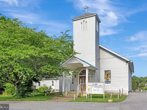 2900 Marston Rd, New Windsor, MD 21776