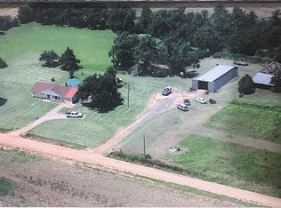 858 NE 120th Rd, Danville, KS 67036