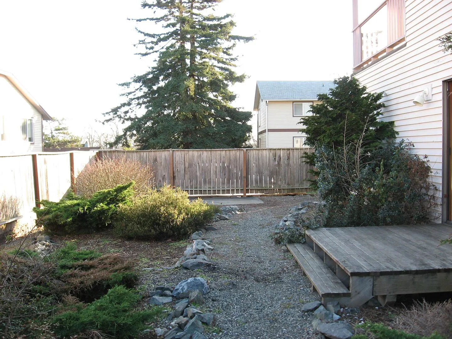 824 Jensen Duplex — Photo 4