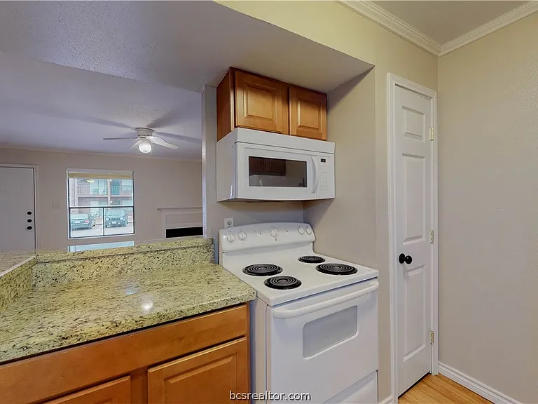 904 University Oaks Blvd #80 — Photo 11
