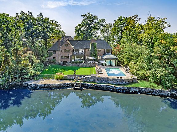 2-12 Shore Rd 2019 EXT 26 - PRINT.jpg