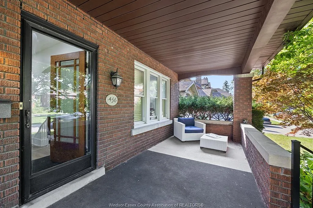 6 bed, $740 — Photo 3
