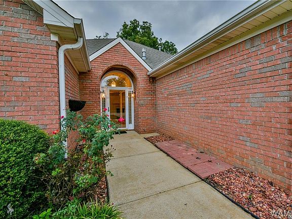 4th image of 1174 Periwinkle Dr