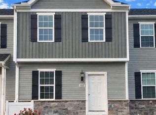 117 Holstein Dr #164, Hanover, PA 17331