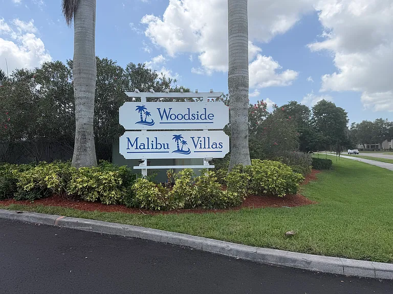 975 Sonesta Ave NE #201 — Photo 15