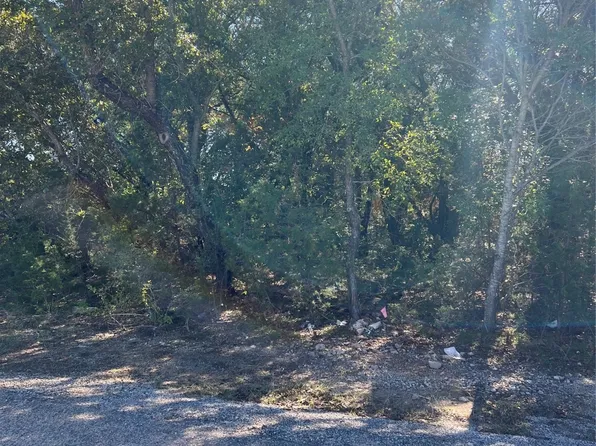 925 Arkansas River Dr, Granbury, TX 76048