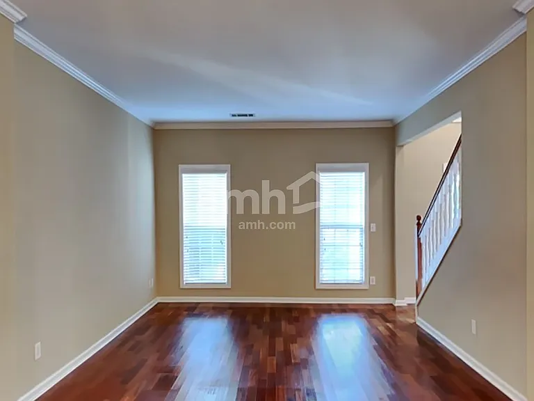 1990 Turtle Creek Way — Photo 9