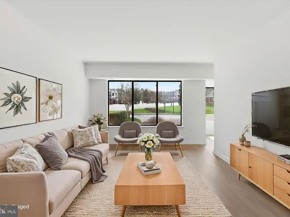 9552 Cannoneer Ct APT 201, Manassas, VA 20110