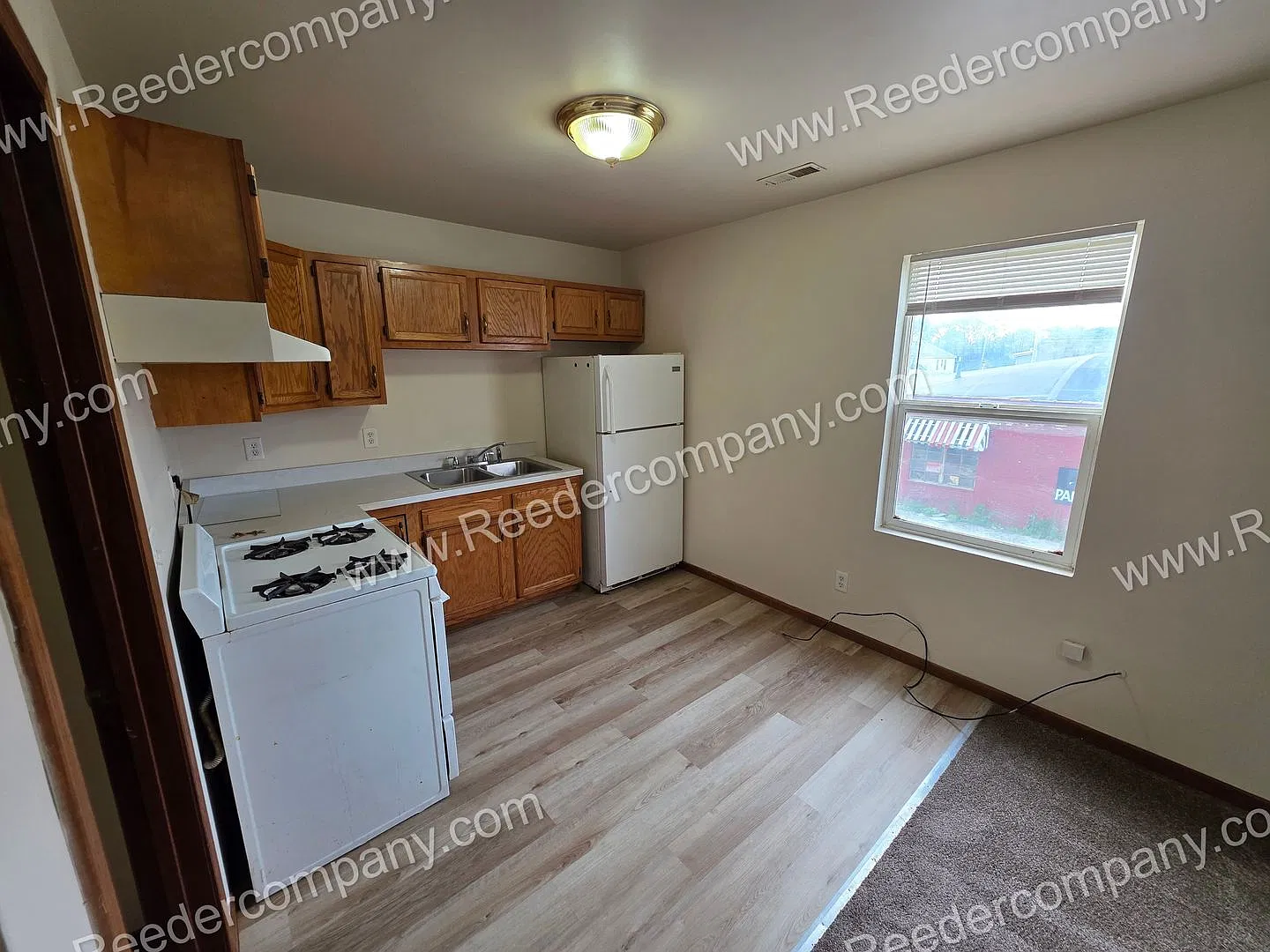 5633-5635 Calumet Avenue — Photo 4
