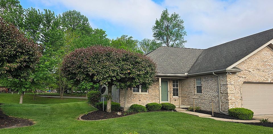 1st image of 113 Park Place Dr