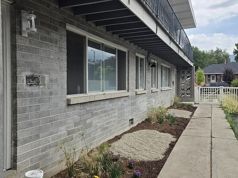 1358 S Park St #2 — Photo 2