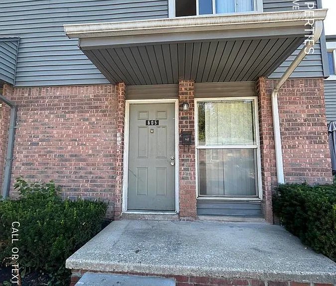 605 Villa Dr — Photo 1