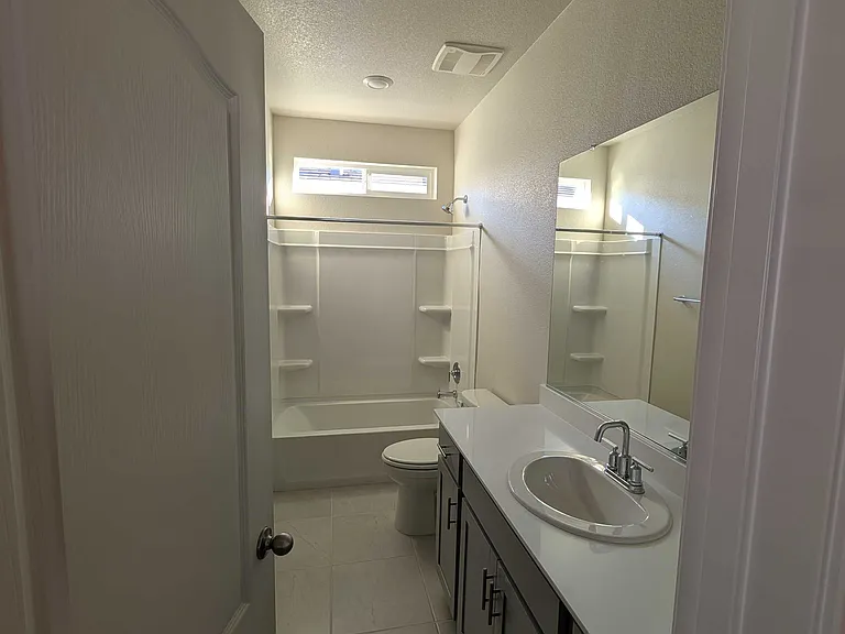4181 Markovich Ct — Photo 36