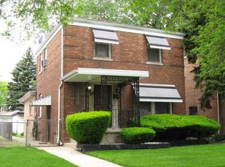 9032 S Blackstone Ave, Chicago, IL 60619