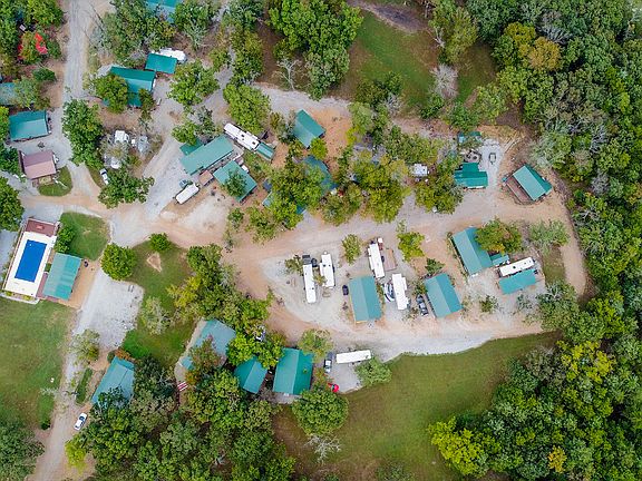 3rd image of 28819 Black Rock Ave