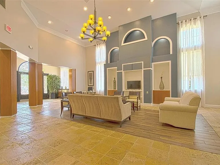8836 Villa View Cir #208 — Photo 26