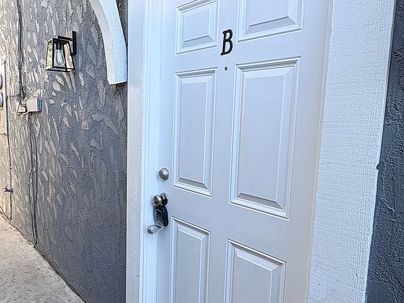 4th image of 34062 La Serena Dr APT B