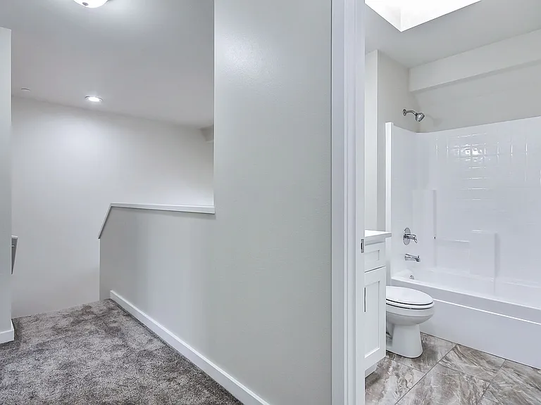 1448 Kincaid St — Photo 13