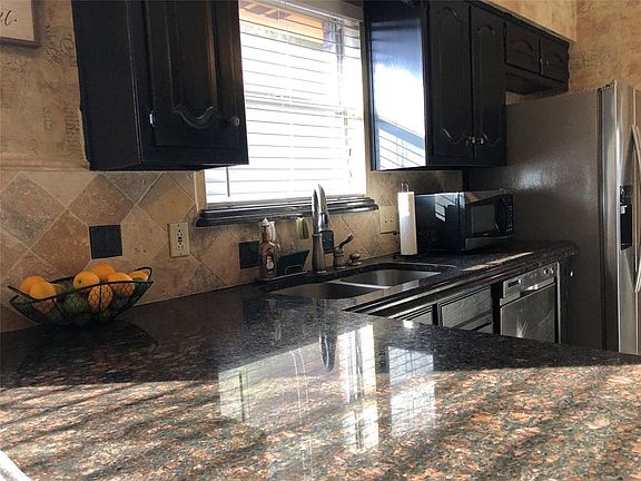 2nd image of 720 Willow Brook Dr