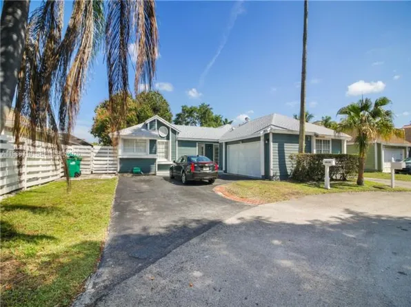 10135 SW 139th Pl, Miami, FL 33186